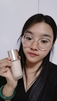 粉底膏