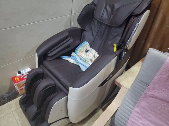 奥佳华7105舒行者按摩椅|【今日头条】奥佳华7105舒行者体验三天彻底后悔？内幕感受晒出？