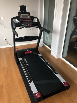 跑步机|报价参数速尔SOLE跑步机TT8L怎么样?用后三天开始失望了?
