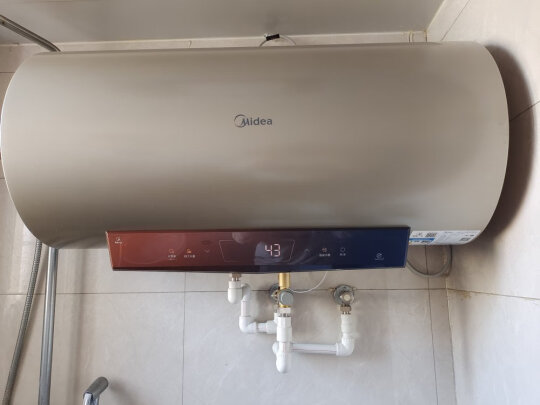 %title插图%num 美的(Midea)60升电热水器3200W速热健康安全防漏电一级变频电子镁棒内胆免清洗F6032-JF6(HE)支持鸿蒙智联
