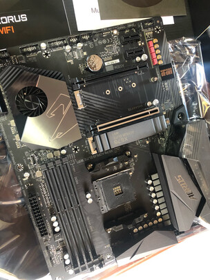 主板|客观评价技嘉X570 AORUS ELITE WIFI主板怎么样？上手三周说真相