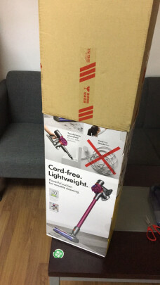 %title插图%num 戴森 DYSON V10 Absolute 家用手持无线吸尘器 大功率吸尘除螨 吸力强劲持久 长续航6吸头