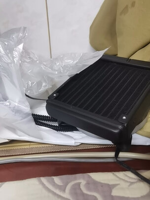 大水牛（BUBALUS）冰瞳120 一体式CPU水冷散热器（多平台/支持Intel/AMD/LED红光风扇/PWM智能温控/）