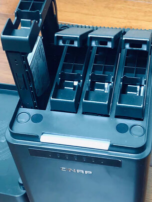 威联通TS-453Dmini怎么样？是否真的好用？介绍下内幕