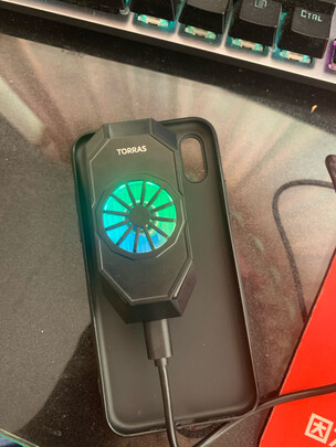 一:选购黑鲨冰封散热背夹pro手机散热器建议