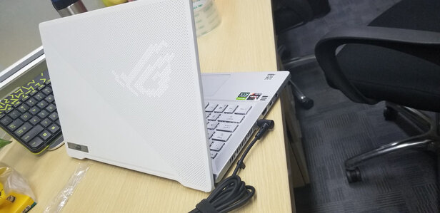 rog冰锐2和魔霸新锐区别在哪里?哪款更值得买呢?