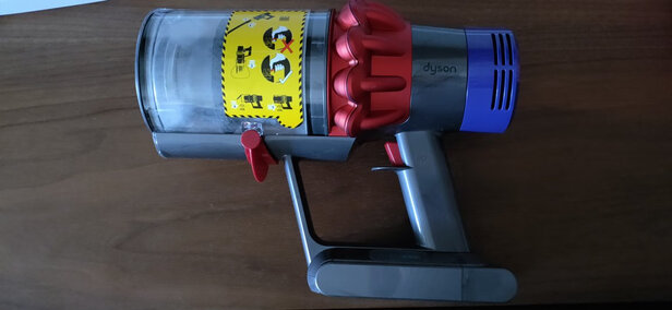 Dyson戴森吸尘器V10|客观评价Dyson戴森吸尘器V10 Fluffy怎么样？上手三周说真相