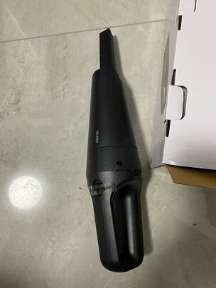 车载吸尘器
