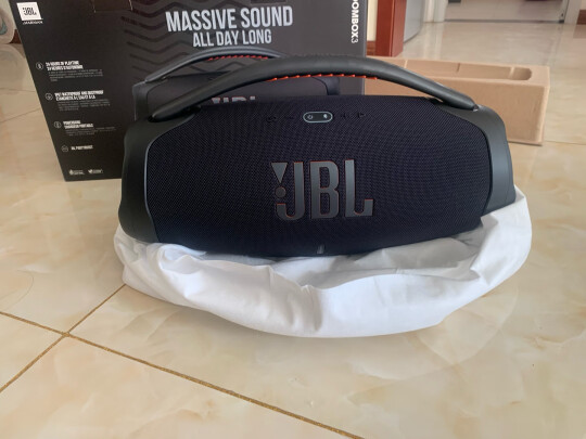 JBL BOOMBOX3究竟靠谱吗？高音通透吗，音质俱佳吗？