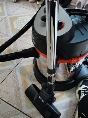 车载吸尘器