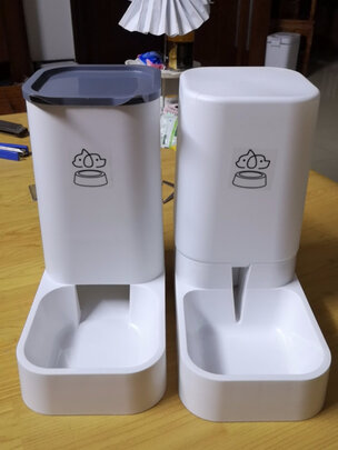 宠物自动喂食器