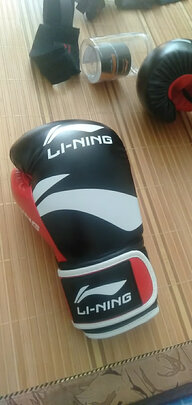 三,九日山1109.cj.jh拳击手套网友对比评测