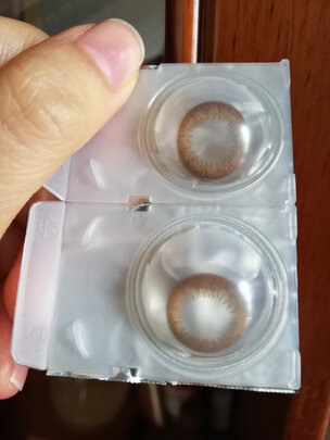 美瞳