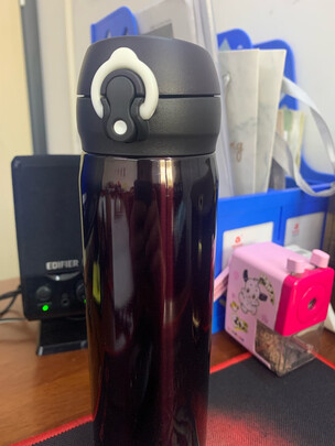 保温杯