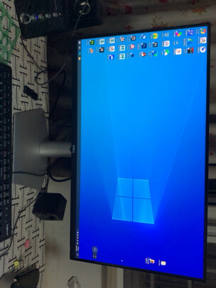 电脑显示器