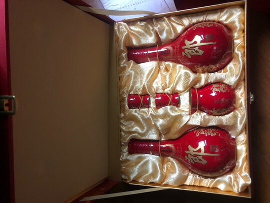 三,金六福铭藏10白酒网友对比评测