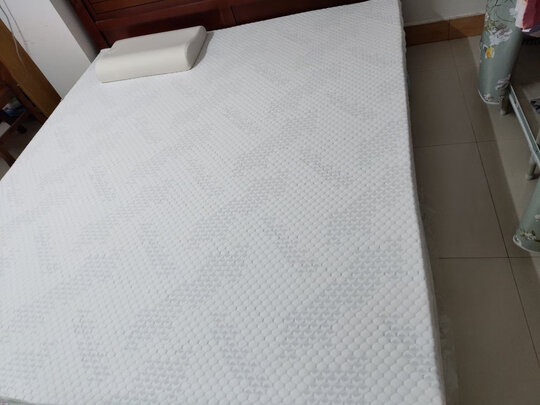 京东京造轻氧系列床垫怎么样上手后实话真说？