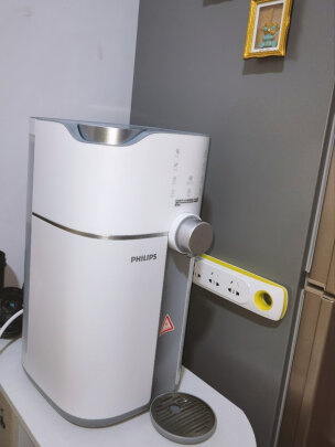 %title插图%num 飞利浦(PHILIPS)加热净水器水魔方PD50S净饮一体机 家用即热式饮水机 台式免安装反渗透直饮水机 ADD6811