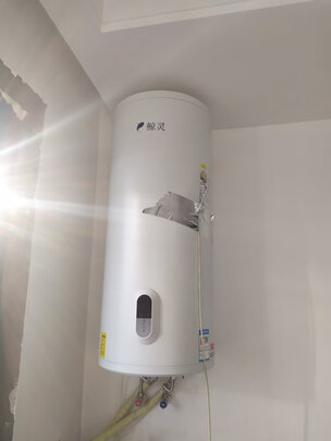 太阳能热水器|鲸灵OX1到底怎么样，参数如何！
