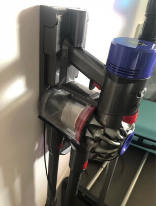 戴森V12吸尘器真实使用感受？真相必看