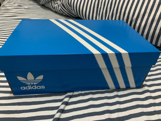 运动休闲鞋