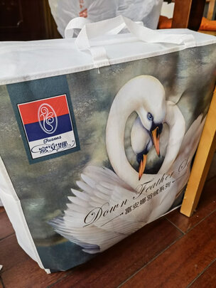 富安娜米菲尔·轻潮超柔鹅绒冬厚被 绿一个月后开始后悔了诉说原因