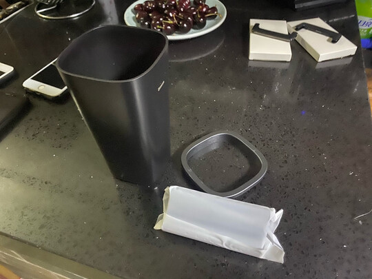 车载垃圾桶