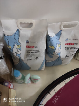 膨润土猫砂