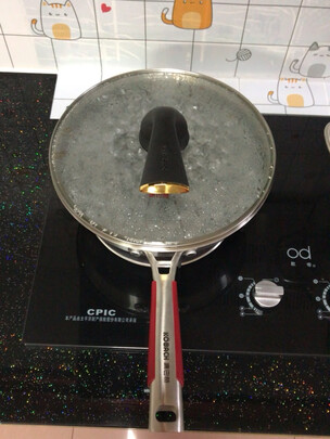 不粘锅