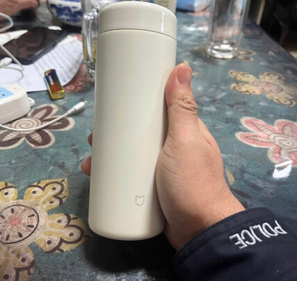 保温杯