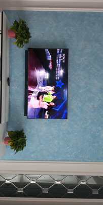 TCL55Q10电视|外观展示tcl 55q10和索尼9500h评测区别是？