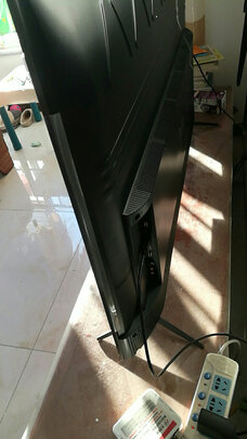TCL|外观展示Tcl电视55t6和55v8哪款比较好？告诉大家真相内幕？