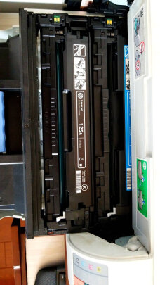 惠普LaserJet CB540A和惠普CF401A究竟有哪些区别，哪个打印更加流畅，哪个操作方便？
