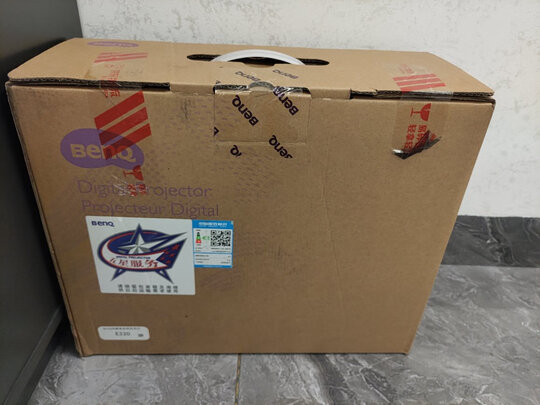 明基E320是哪里生产的，值吗