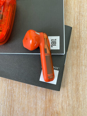 真实评测曝光jblt225tws ghost耳机三周使用开始有点失望了?内幕是?