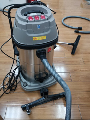 %title插图%num 志高(CHIGO)5500W大型厂房用吸尘器工业工厂车间粉尘强力大吸力大功率吸尘吸水机ZG-X803T-80L边推边吸