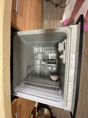 松下（Panasonic）嵌入式 8套 洗碗机家用 高温除菌 智能清洗 送风烘干 NP-8LZS3RN