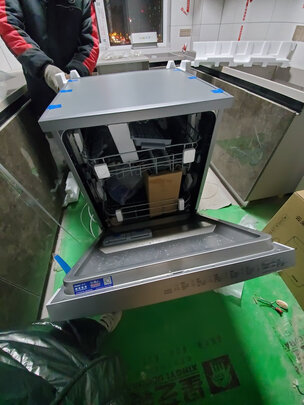 洗碗机|看完不迷路：海尔洗碗机EW14718B怎么样?上手三天讲内幕真相？