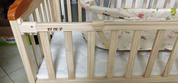 婴儿床垫