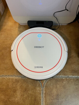 扫地机器人|知乎评测：科沃斯魔镜扫地机器人如何？评测评测讲感受真相？