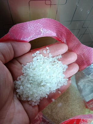 一:选购万年贡蟹田丝苗米蟹田大米建议