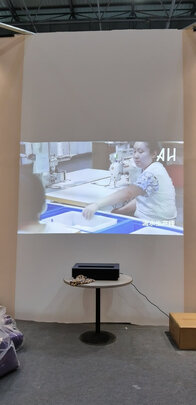 峰米 激光电视4K Max家庭影院投影仪家用投影电视（含120英寸黑栅软屏  4500ANSI流明 4K超高清 超短焦）