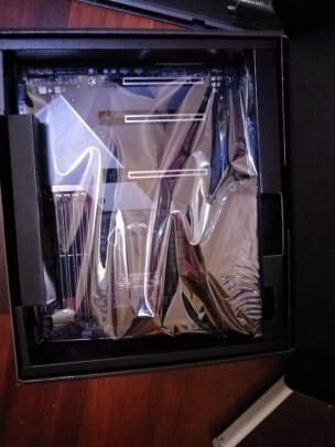 技嘉Z490 AORUS ULTRA怎么样？稳定性够好吗？外型酷炫吗？