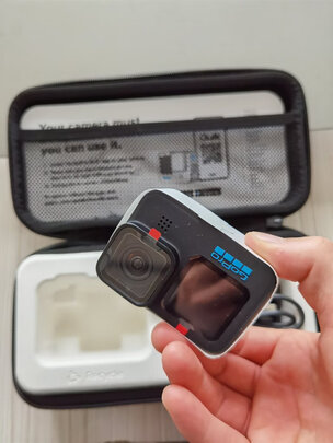GoPro HERO10 Black 运动相机 户外摩托骑行水下防水记录防抖 照相机 Vlog数码运动摄像机