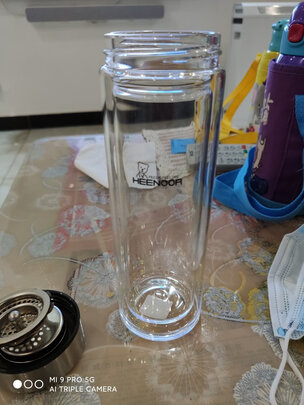 玻璃杯