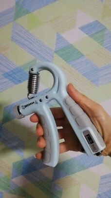 握力器