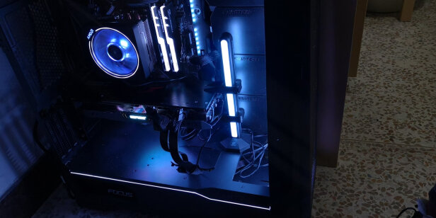 PHANTEKS PH-EC500ATG_DBK01_CN好不好，装机好装吗，方便快捷吗？