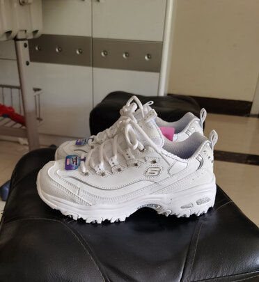 小白鞋