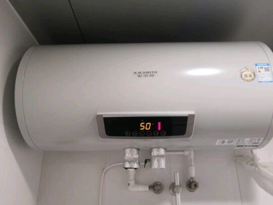 %title插图%num AO史密斯 电热水器60升 专利免更换镁棒 E60VC0 金圭内胆 变频速热 储水式家用 京东金榜