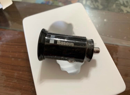 车载充电器